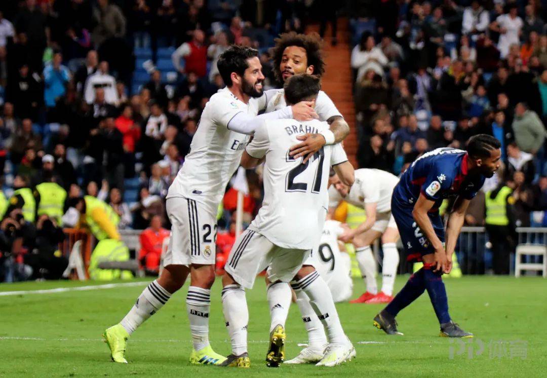 包含今晚国王杯焦点战，波尔图远射贴柱，球迷炸锅，纪律约束更严格的词条